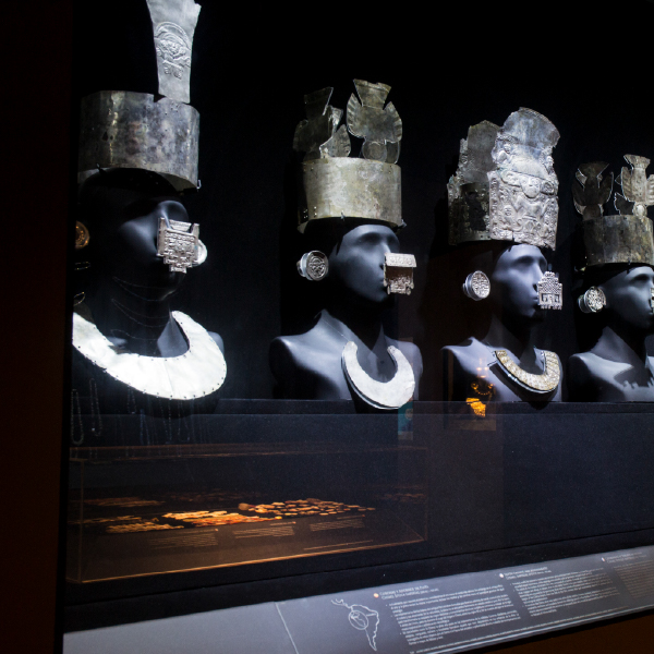 Lima Ciudad de los Reyes – Museo Larco – Barranco